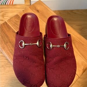 Gucci Women's Burgundy Mules